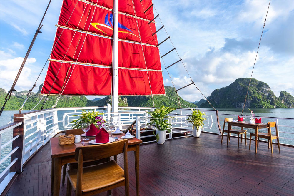 Amazing Sails Luxury 1 Day Tour